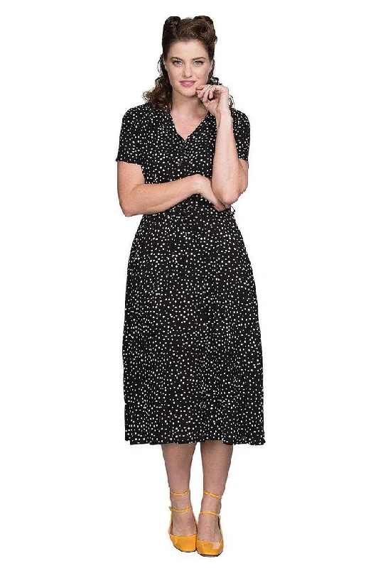 Empire Waist Women Dress to Accentuate the Bust and Conceal the WaistBlack Spot Dress