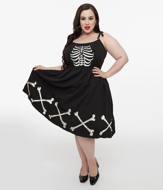 Little Black Women Dress with Sequins for a Glamorous Night OutUnique Vintage Plus Size 1950s Black & Glow in the Dark Skeleton Bobbie Swing Dress