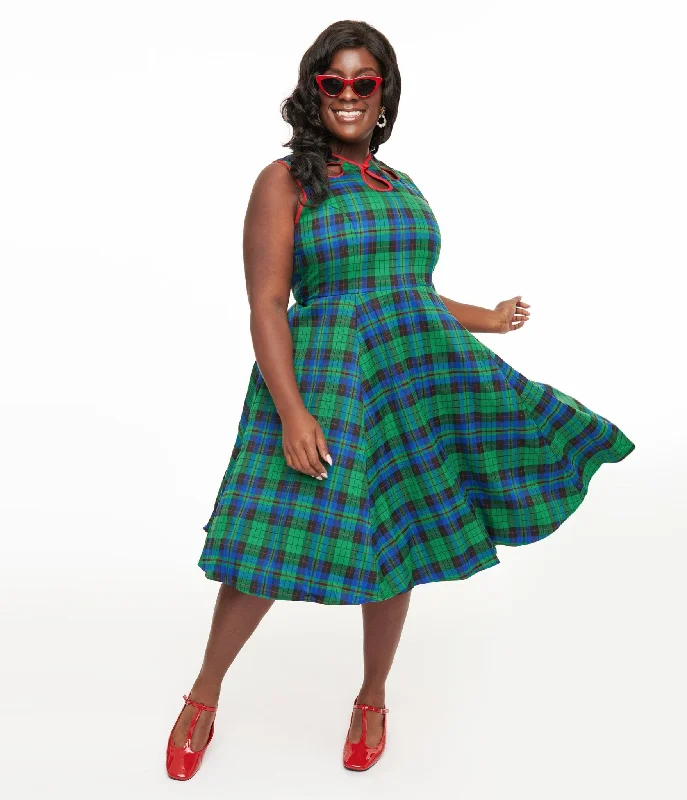 Pleated Women Dress with a Timeless and Elegant TextureBanned Plus Size 1950s Green & Blue Winter Check Swing Dress