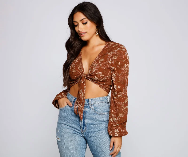 Plaid Women Long Sleeve Top for a Preppy VibeCaught In A Floral Gaze Crop Top