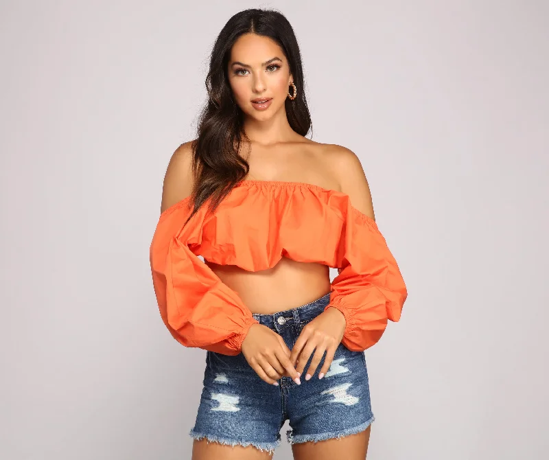 Cropped Women Long Sleeve Top to Pair with High - Waisted BottomsEffortless And Chic Crop Top