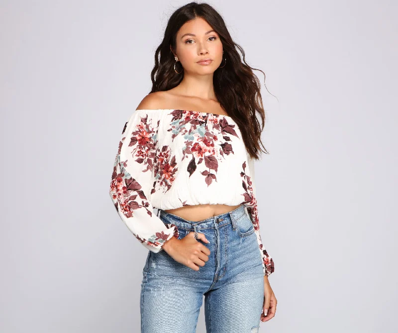 Cropped Women Long Sleeve Top to Pair with High - Waisted BottomsForever Stunning Floral Cropped Blouse