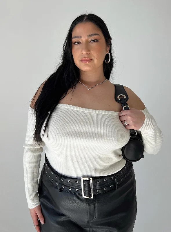 Cropped Women Long Sleeve Top to Pair with High - Waisted BottomsKatandra Off Shoulder Top Ivory Curve