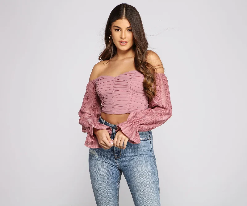 Wrap - Style Women Long Sleeve Top for a Versatile FitBohemian Crochet Cutie Crop Top