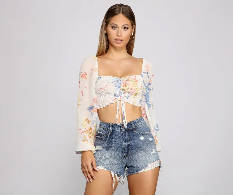 Pocket - Equipped Women Long Sleeve Top for Added FunctionalitySweet Vibes Floral Chiffon Crop Top