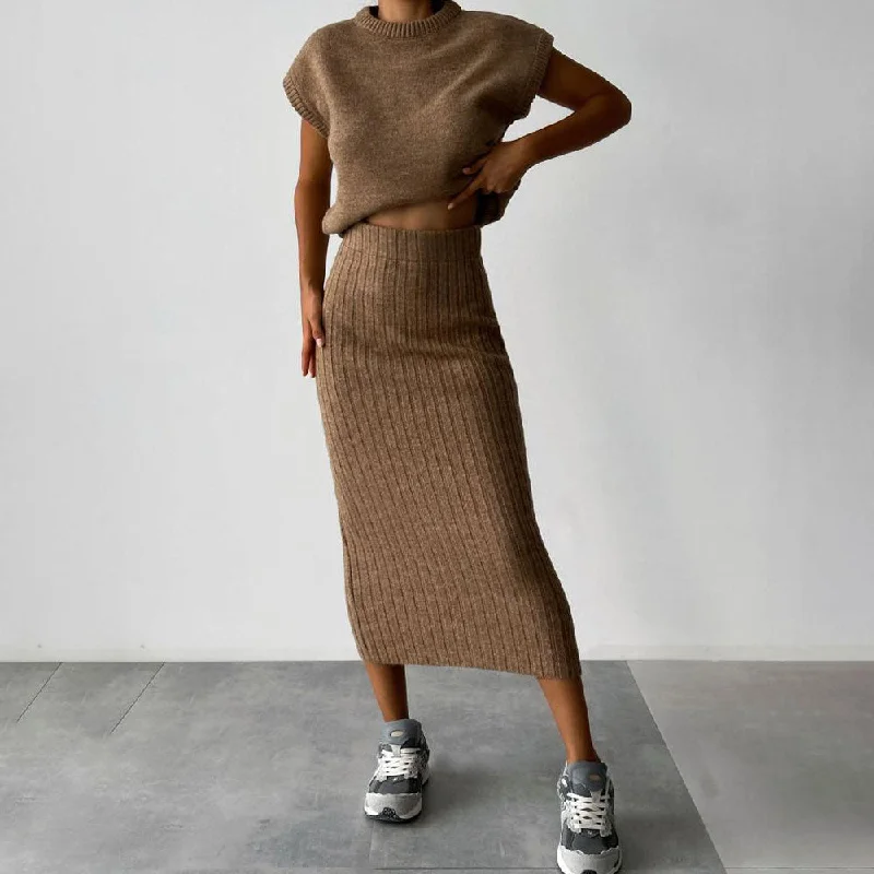 Striped Women Sweater with a Timeless PatternAthletic Chunky Knit Tank Top and High Waist Bodycon Midi Knit Skirt Matching Set