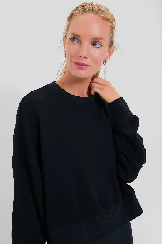 Cropped Women Sweater to Pair with High - Waisted BottomsBlack Cropped Oliver Pullover