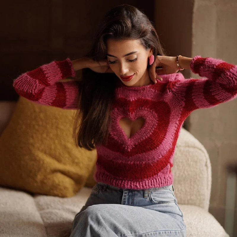 V - Neck Women Sweater to Elongate the NecklineContrast Striped Print Heart Cutout Round Neck Long Sleeve Cropped Sweater - Red