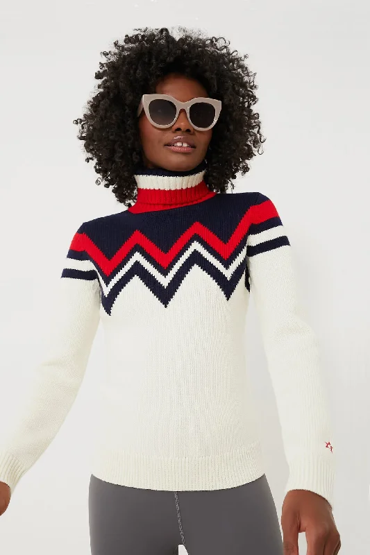 Oversized Women Sweater for a Cozy and Fashionable LookNavy and Snow White Alpine Sweater