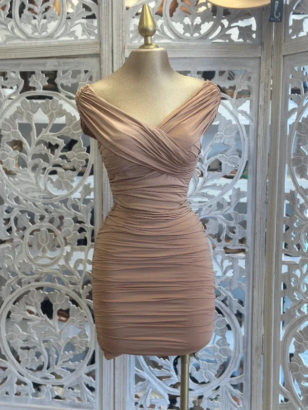 Empire Waist Women Dress to Accentuate the Bust and Conceal the WaistEmpire Waist Women Dress to Accentuate the Bust and Conceal the WaistNude Crossed Mini Dress