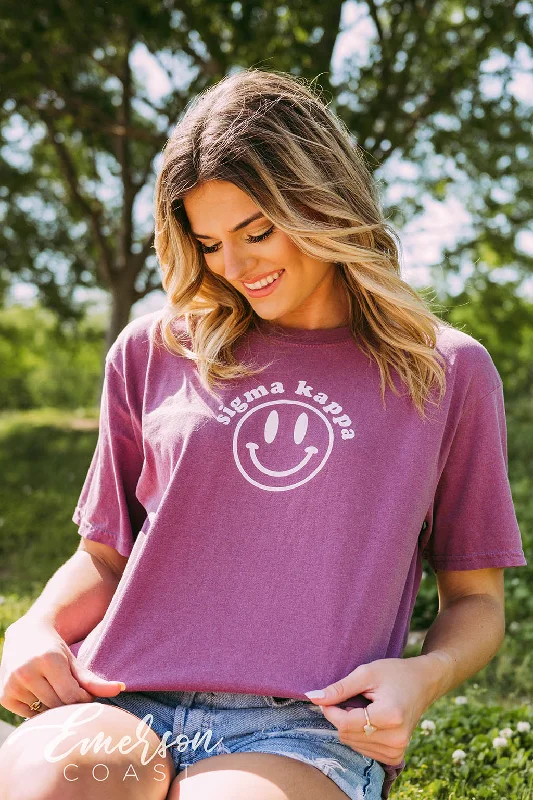 Distressed Women T Shirt with a Laid - Back AestheticSigma Kappa PR Smiley Face Tee