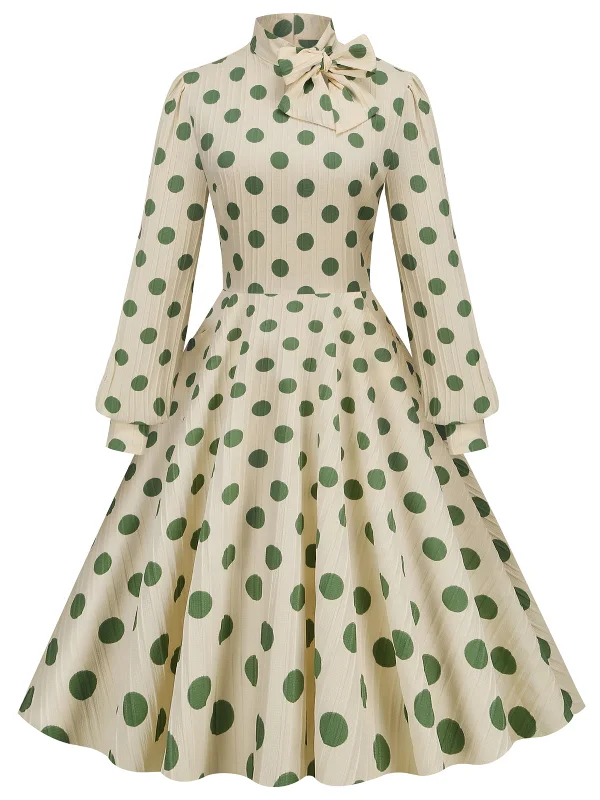 Empire Waist Women Dress to Accentuate the Bust and Conceal the WaistEmpire Waist Women Dress to Accentuate the Bust and Conceal the Waist1950s Polka Dots Bowknot Swing Dress