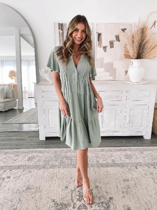 Empire Waist Women Dress to Accentuate the Bust and Conceal the WaistEmpire Waist Women Dress to Accentuate the Bust and Conceal the WaistCelandine Dress - Sage