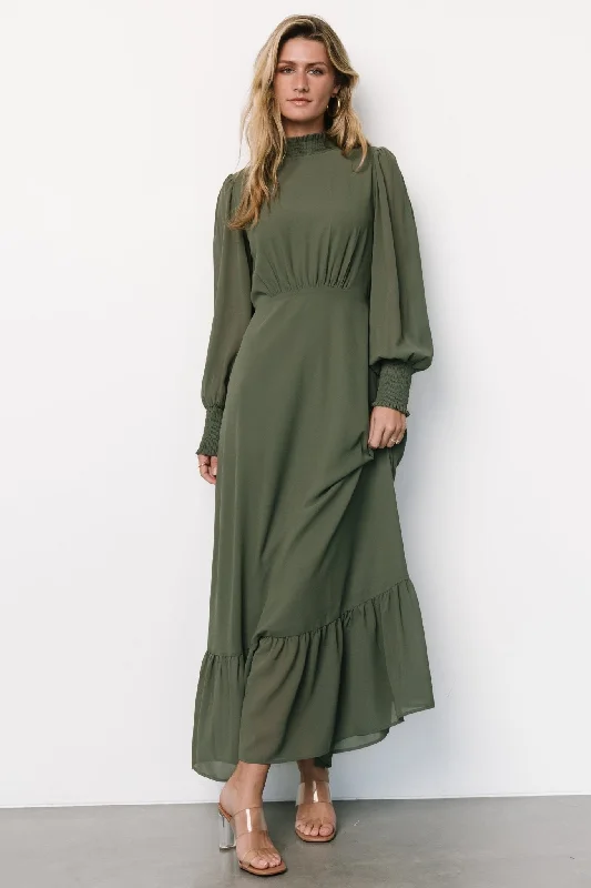 Plus Size Women Dress with a Flattering A - Line Cut for Comfort and StylePlus Size Women Dress with a Flattering A - Line Cut for Comfort and StyleLuciana Maxi Dress | Dark Sage