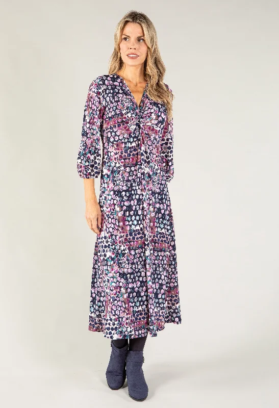 Maxi Women Dress with Floral Print for a Bohemian VibeMaxi Women Dress with Floral Print for a Bohemian VibeAbstract Print Knot Front Detail Dress