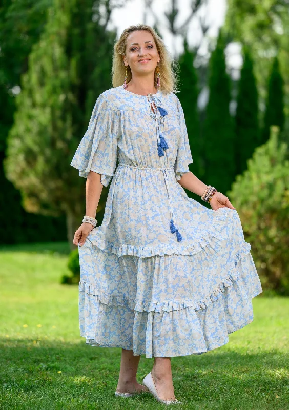 Shift Women Dress with a Simple and Classic Design for Everyday WearShift Women Dress with a Simple and Classic Design for Everyday WearAgny Gypsy Blue Dress