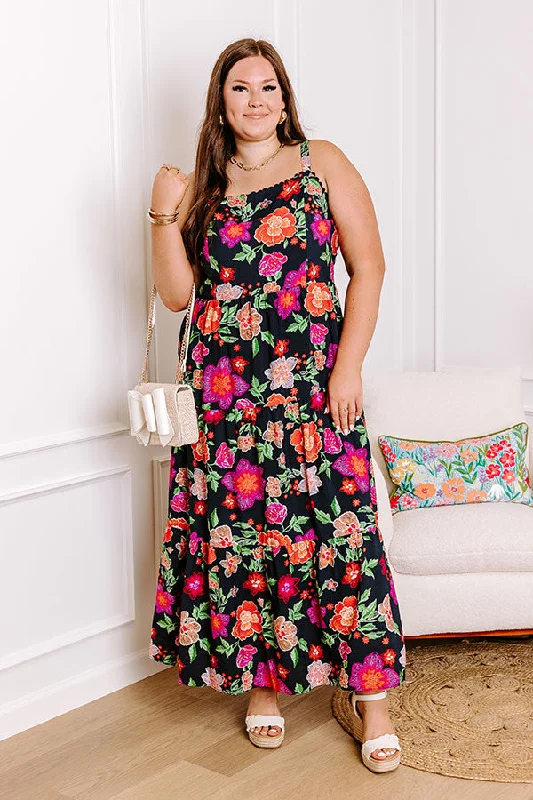 Empire Waist Women Dress to Accentuate the Bust and Conceal the WaistEmpire Waist Women Dress to Accentuate the Bust and Conceal the WaistFabulous Fiesta Floral Maxi Dress Curves