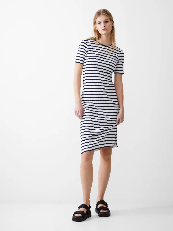 Pleated Women Dress with a Timeless and Elegant TexturePleated Women Dress with a Timeless and Elegant TextureStripe Rib Dress