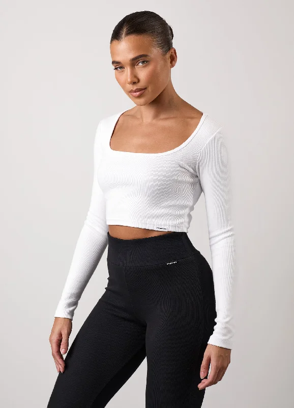 Crop Top Women T Shirt to Pair with High - Waisted BottomsGym King 365 Rib Long Sleeve Crop Tee - White