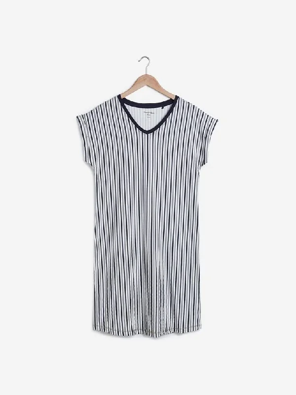 Wunderlove Multicolour Striped Nightdress