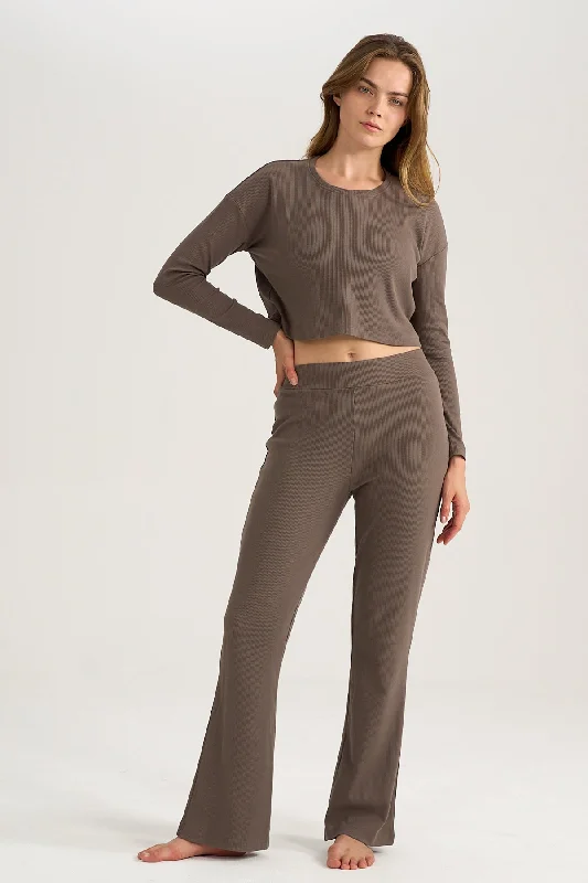 High - waisted bikini for a retro and tummy - flattering lookFlared Rib Pants in Brown