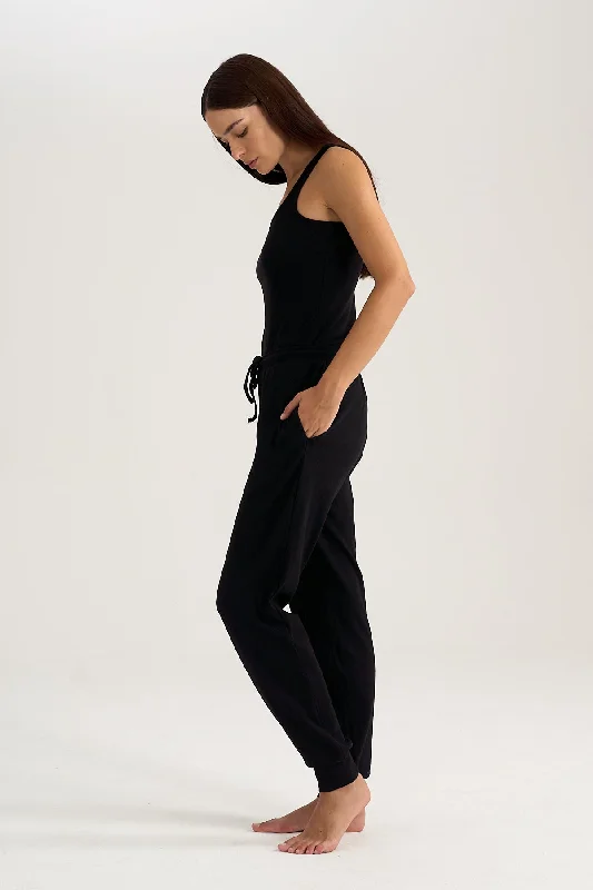 Push - up bikini top to enhance the bust for a confident beach appearanceLong Rib Pants in Black