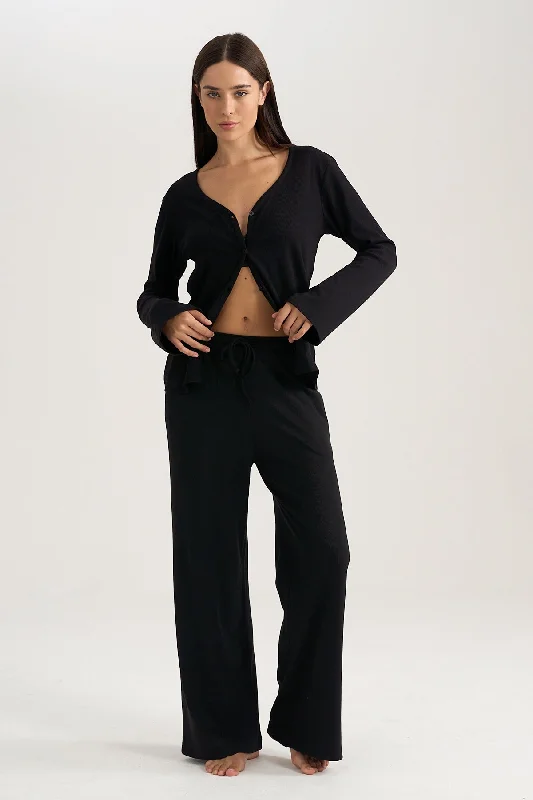 String bikini for a minimalistic and sexy beach styleWide-leg Rib Pants in Black